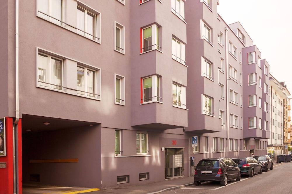 Ema House Serviced Apartments Seefeld Цюрих Екстер'єр фото